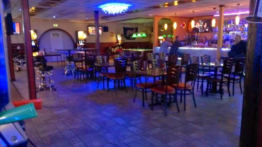 Lus Sports Bar & Lounge | night club | 11530 SW Pacific Hwy, Tigard, OR 97223, USA | 5032464055 OR +1 503-246-4055
