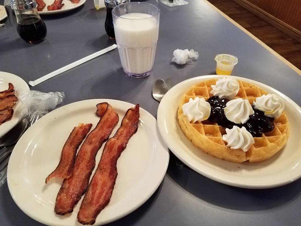 Belgian Waffle & Pancake House | restaurant | 3120 W 76 Country Blvd, Branson, MO 65616, USA | 4173348484 OR +1 417-334-8484