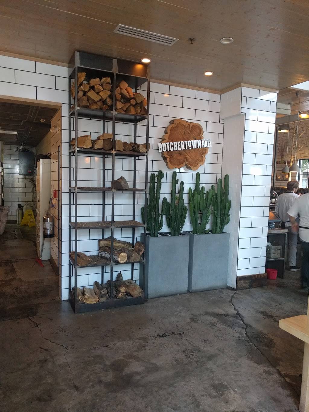 Butchertown Hall | restaurant | 1416 4th Ave N, Nashville, TN 37208, USA | 6154543634 OR +1 615-454-3634