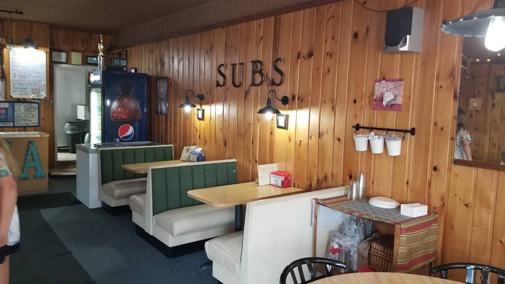 No Limits Pizza & Pool | restaurant | 111 E Main St, Rose City, MI 48654, USA | 9896858500 OR +1 989-685-8500