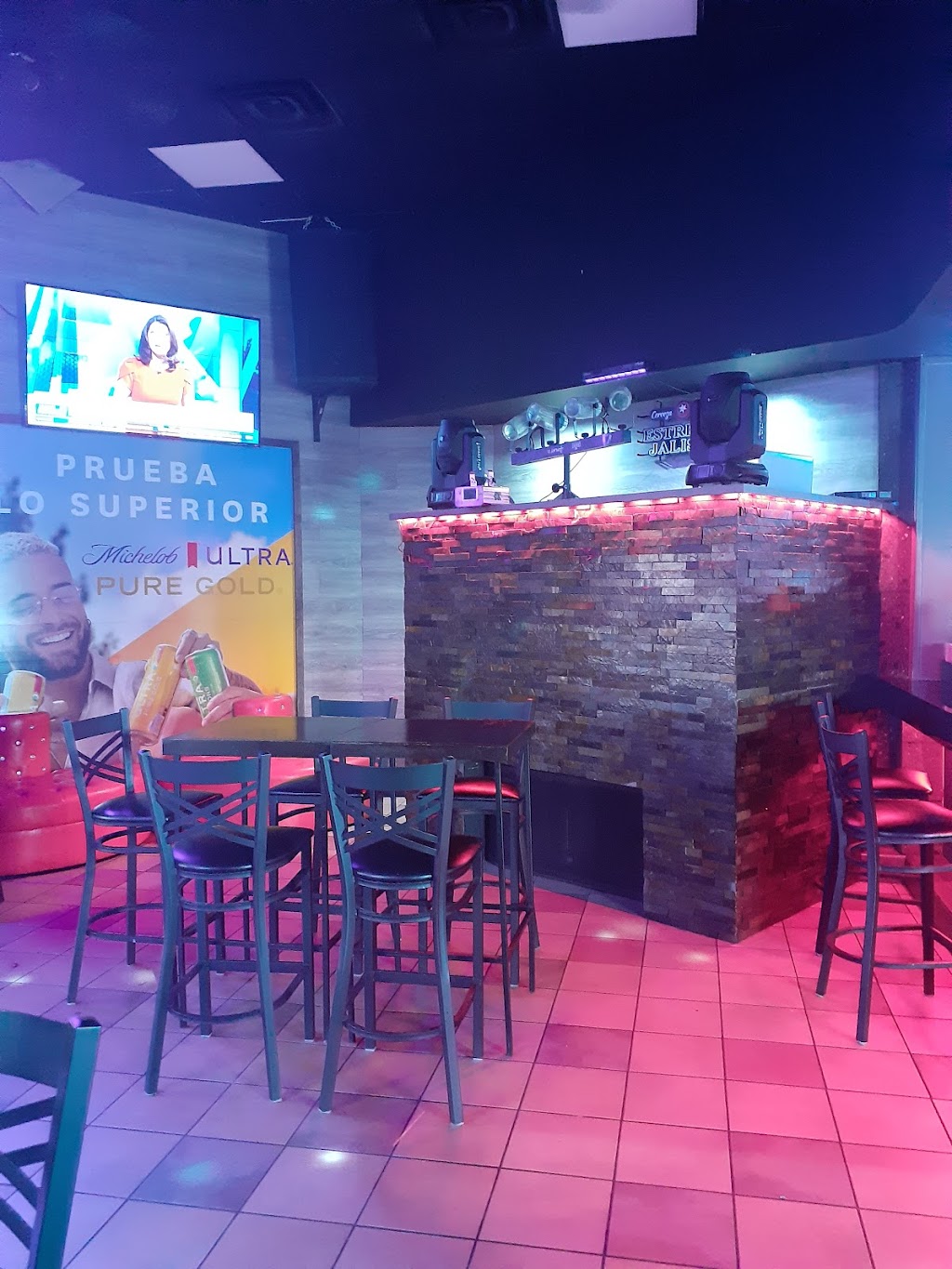 PIZZA BOX | restaurant | 201 W Del Mar Blvd Suite 1D, Laredo, TX 78041, USA | 9565683132 OR +1 956-568-3132