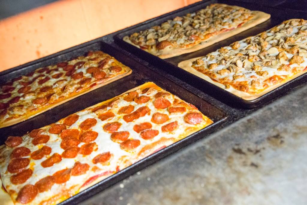 Lechugas Italian Restaurant | restaurant | 3609 Tejon St, Denver, CO 80211, USA | 3034551502 OR +1 303-455-1502