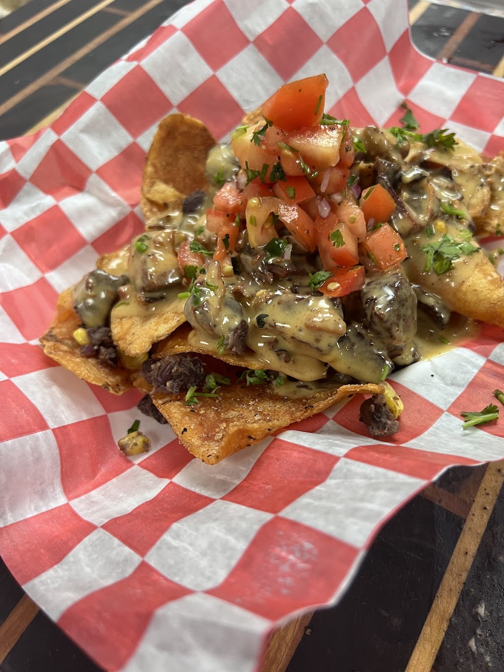 2nd Hand Smoke BBQ | restaurant | 24901 Red Arrow Hwy, Mattawan, MI 49071, USA | 2692835054 OR +1 269-283-5054