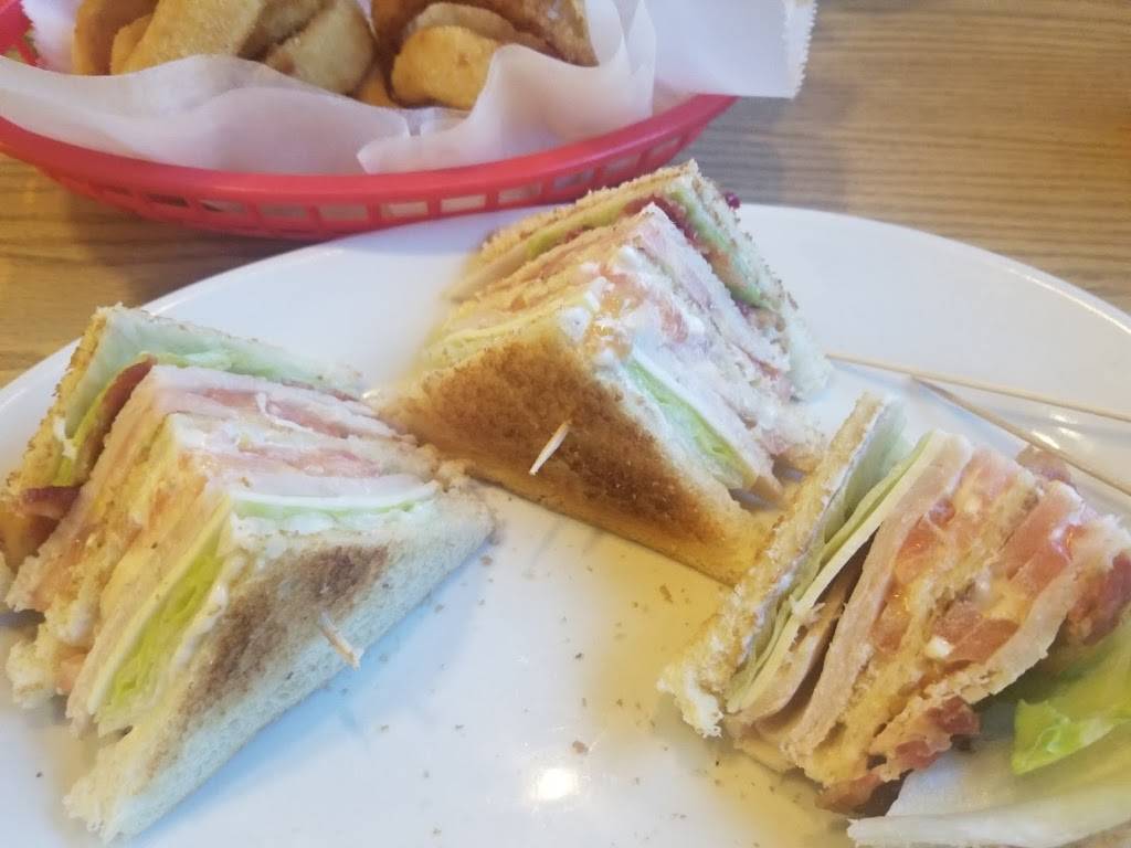 The Original Charbroil House & Catering | restaurant | 1395 Island Cottage Rd, Rochester, NY 14612, USA | 5856633860 OR +1 585-663-3860