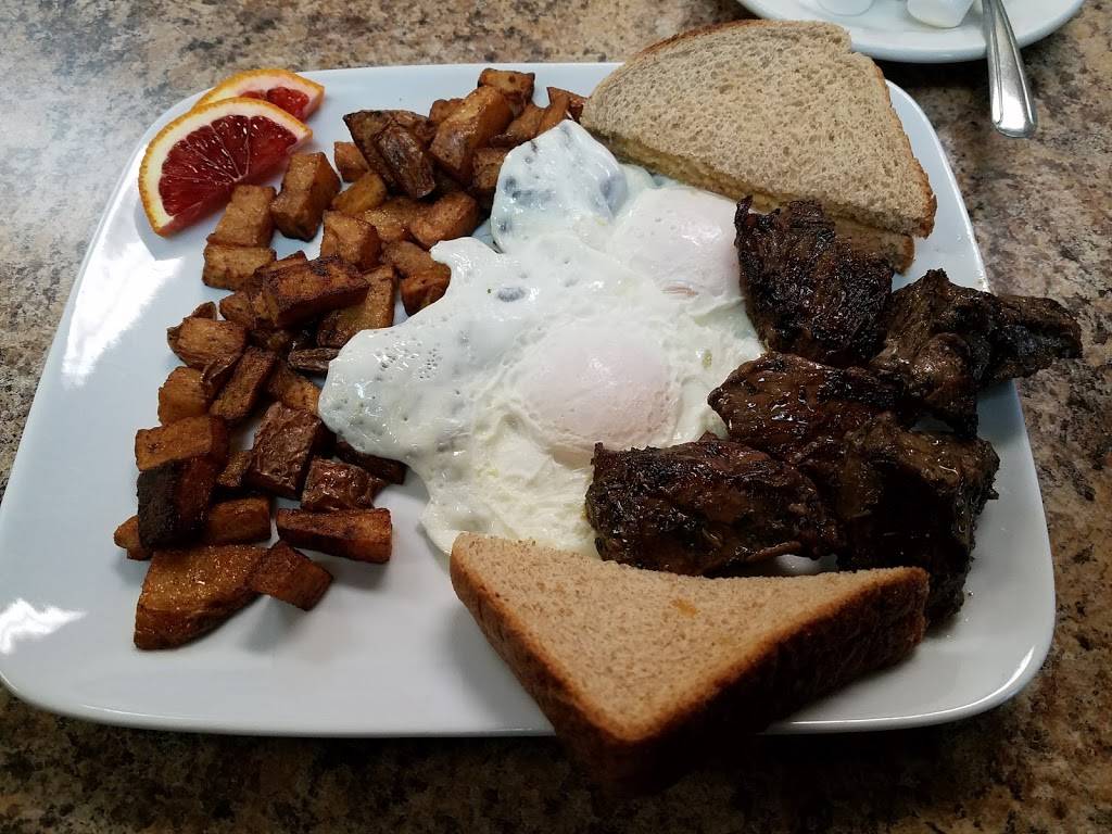 Leggos | restaurant | 120 N Franklin St, Holbrook, MA 02343, USA | 7819612475 OR +1 781-961-2475