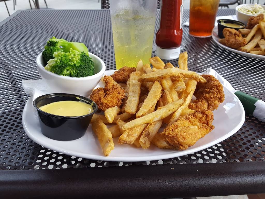 Carolina Ale House | restaurant | 201 S College St #010, Charlotte, NC 28244, USA | 7049403600 OR +1 704-940-3600