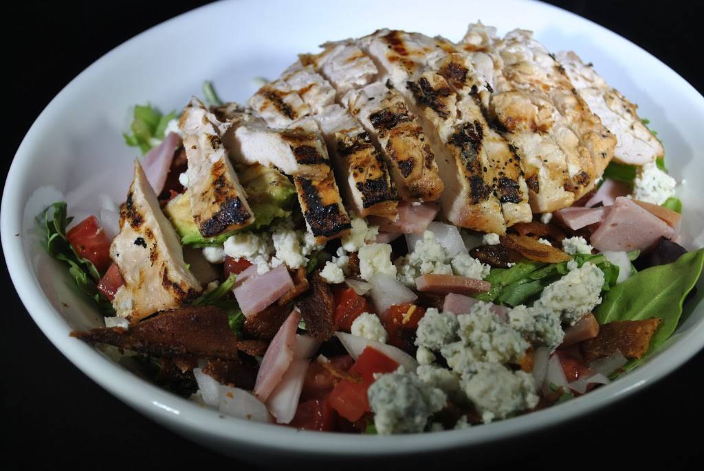 1911 Grill | restaurant | 1067 N Main St, Speedway, IN 46224, USA | 3177315031 OR +1 317-731-5031