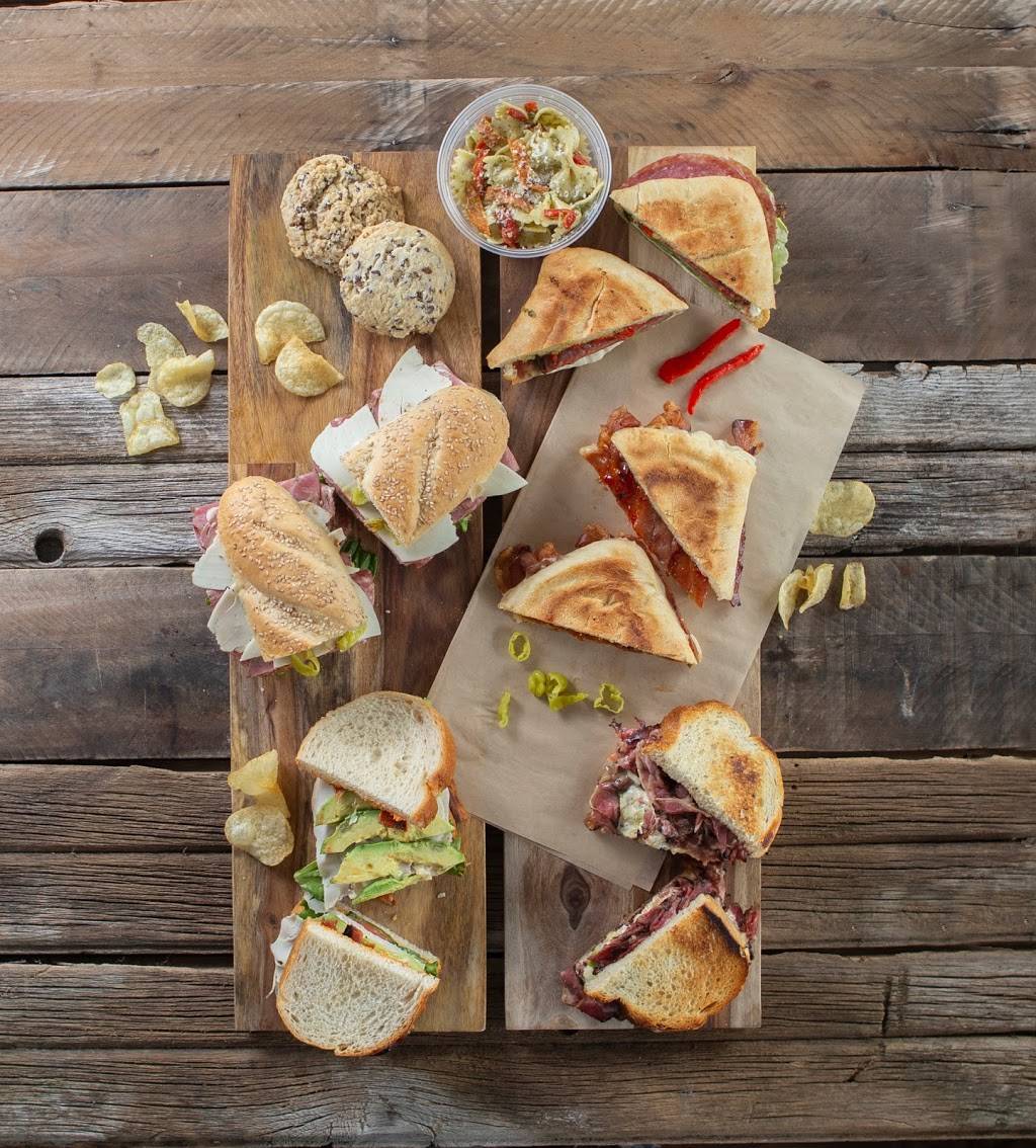 Salumeria Di Torre Italian Deli and Market | restaurant | 425 Tuscarawas St E, Canton, OH 44702, USA | 3304885763 OR +1 330-488-5763