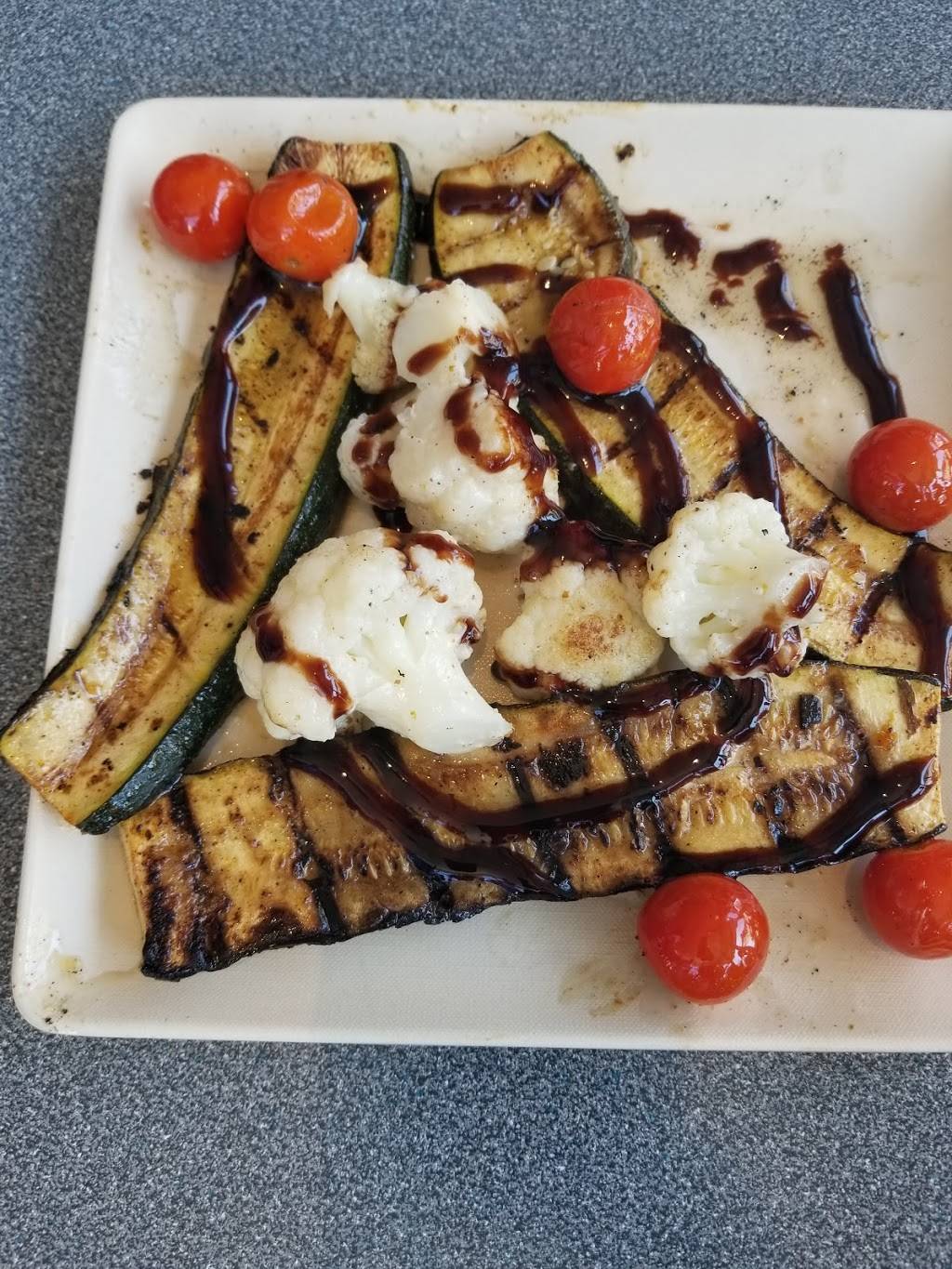 Bamboo Bistro | meal takeaway | 100 Aquarium Way, Long Beach, CA 90802, USA | 5625903100 OR +1 562-590-3100