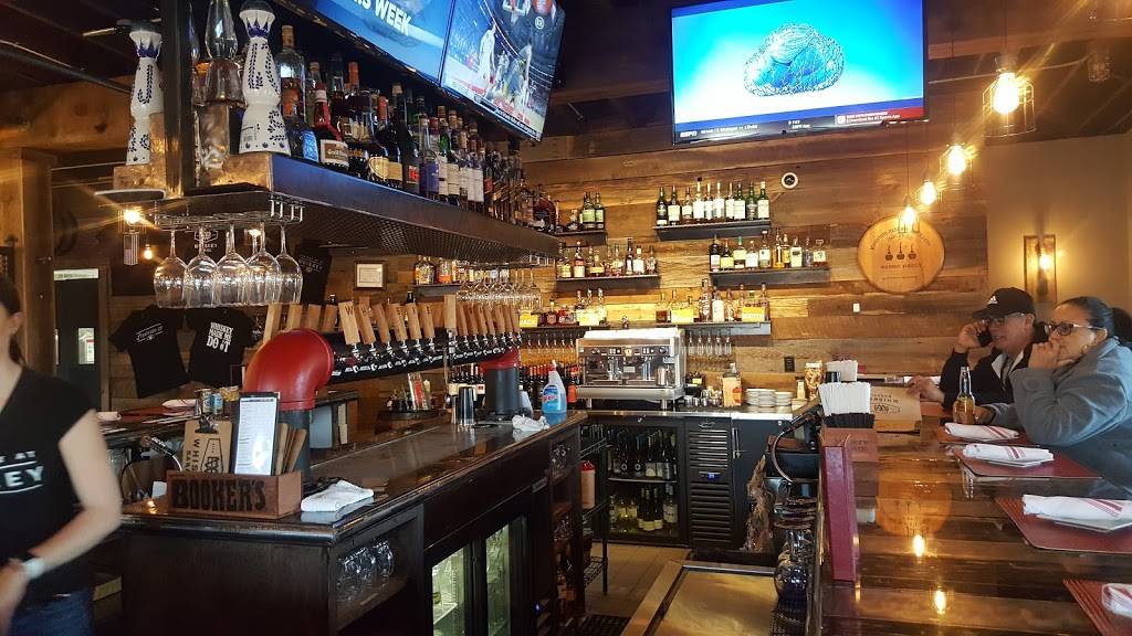 Whiskey Barrel | restaurant | 251 E Main St, Stratford, CT 06614, USA | 2033756800 OR +1 203-375-6800