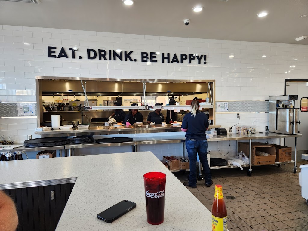 Sadies Diner | restaurant | 10565 Daimler Benz Blvd, Vance, AL 35490, USA | 6592613010 OR +1 659-261-3010