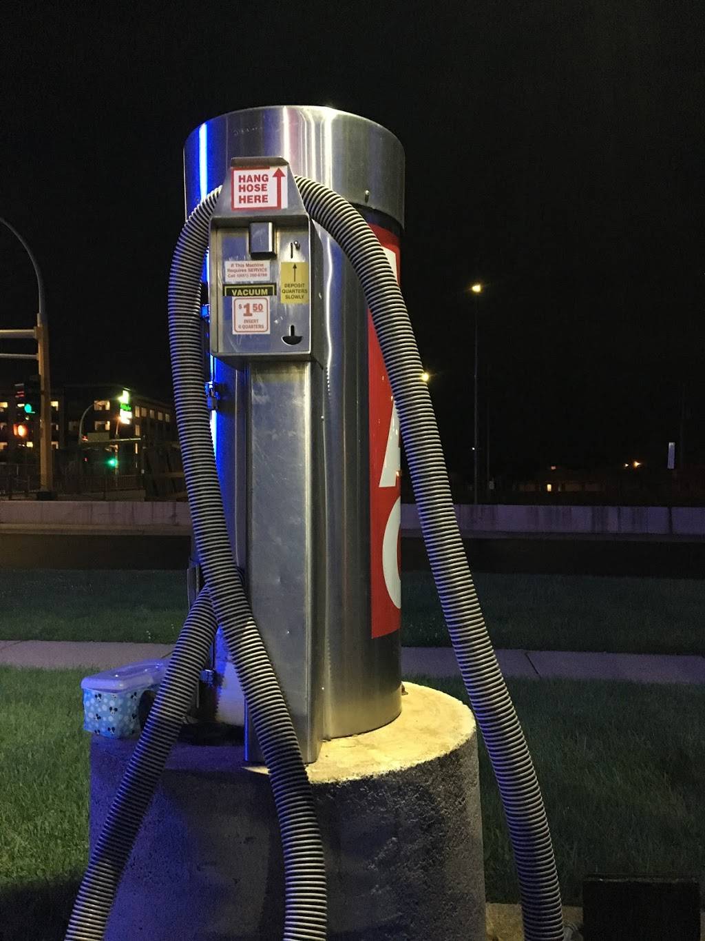 Holiday Stationstores | cafe | 7744 12th Ave S, Richfield, MN 55423, USA | 6128694211 OR +1 612-869-4211