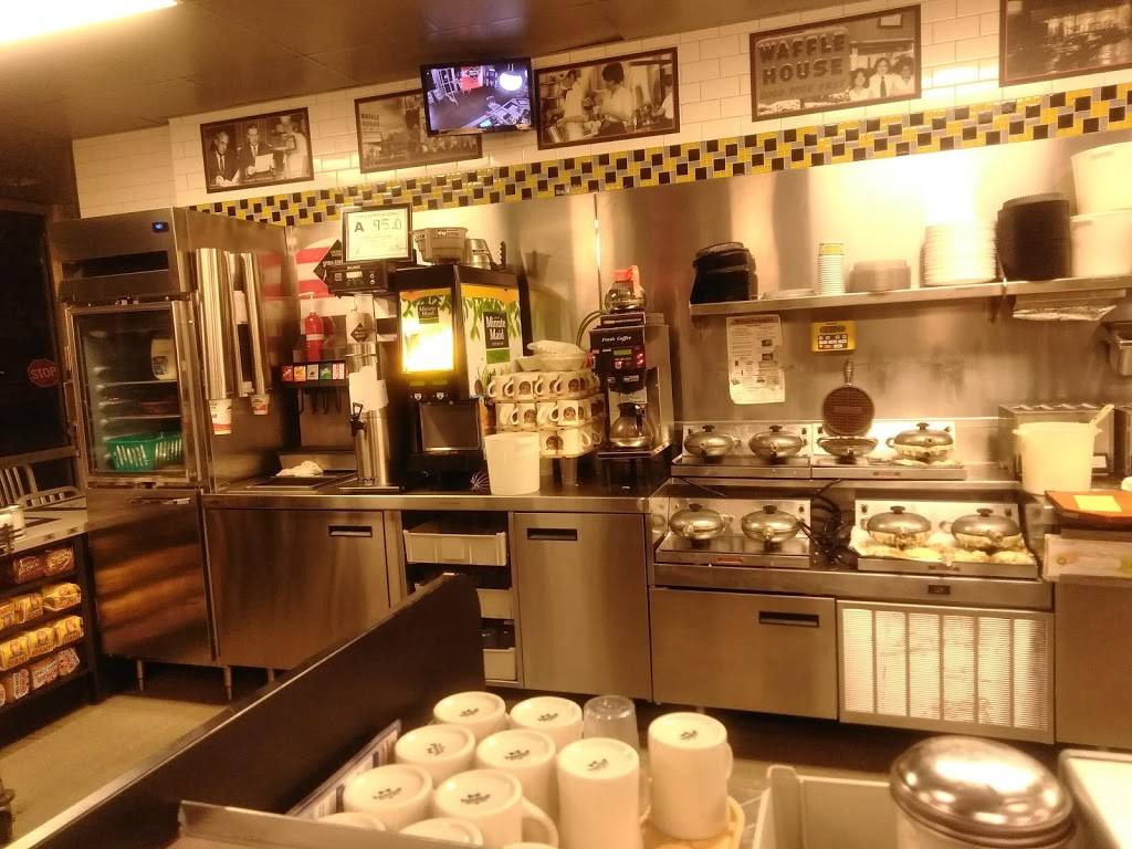 Waffle House | meal takeaway | 2237 Avent Ferry Rd #15, Raleigh, NC 27606, USA | 9198564789 OR +1 919-856-4789