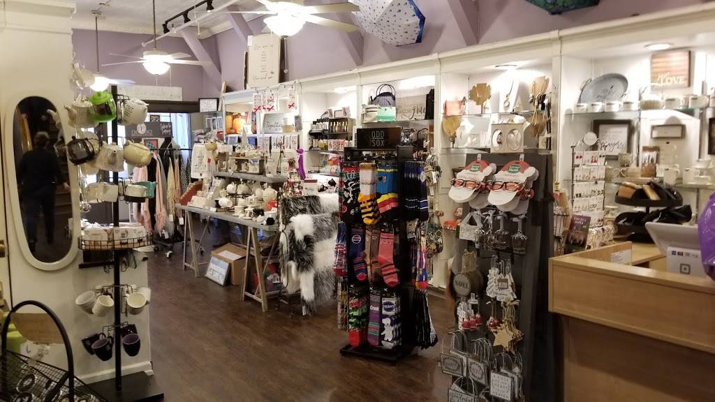 Tiny Bubbles Tea Bar and Gift Shop | cafe | 21 W Park Square, Marietta, GA 30060, USA | 6785813777 OR +1 678-581-3777