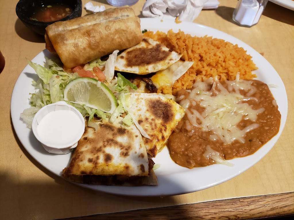 La Hacienda | restaurant | 515 S Park St, Madison, WI 53715, USA | 6082558227 OR +1 608-255-8227