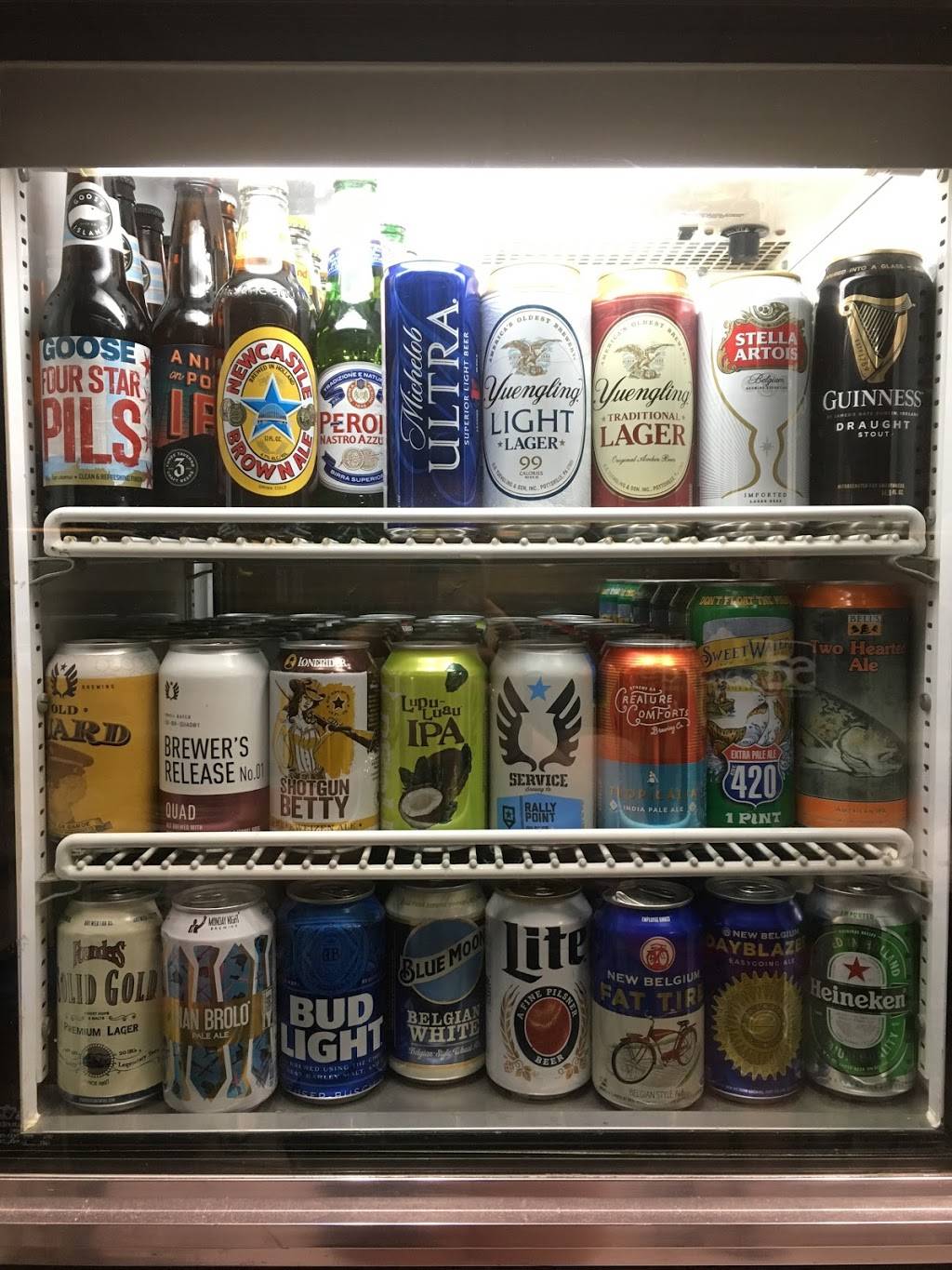 Capozzis New York Pizza | restaurant | 2960 Shallowford Rd #101, Marietta, GA 30066, USA | 7703211969 OR +1 770-321-1969