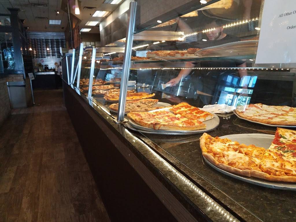 Bellagio Pizzeria Restaurant & Catering | restaurant | 211 Airport Plaza Blvd, Farmingdale, NY 11735, USA | 6317778282 OR +1 631-777-8282