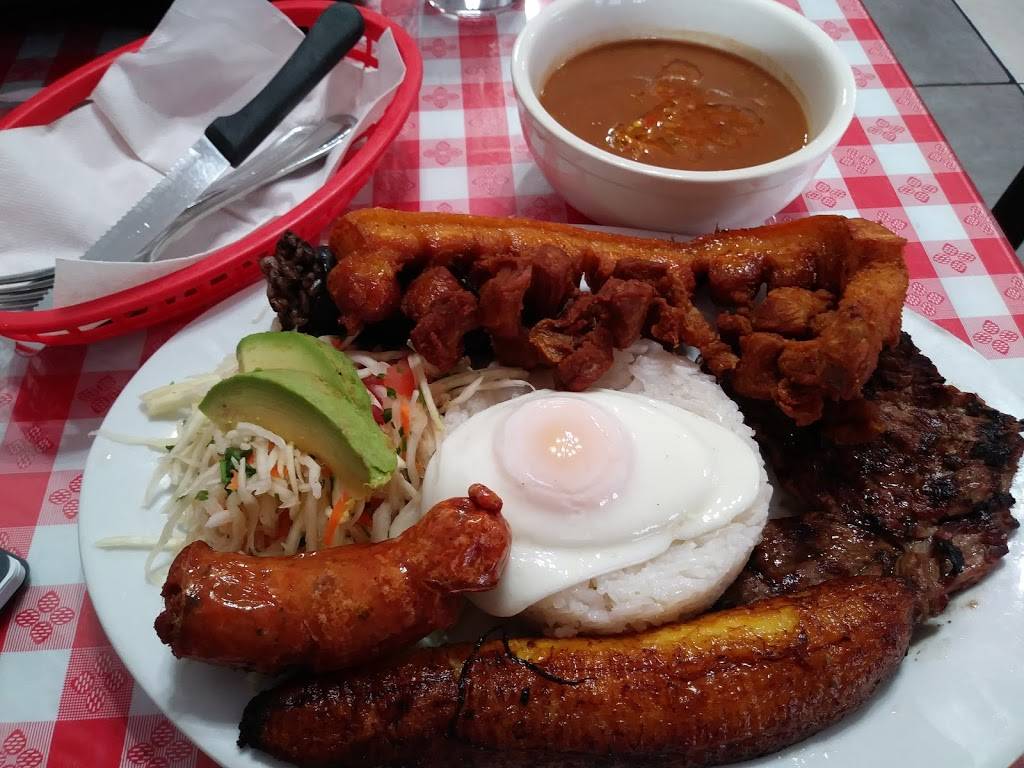 Pueblito Paisa Colombia Restaurant | restaurant | 66 Hollis St, Framingham, MA 01702, USA | 5084241125 OR +1 508-424-1125