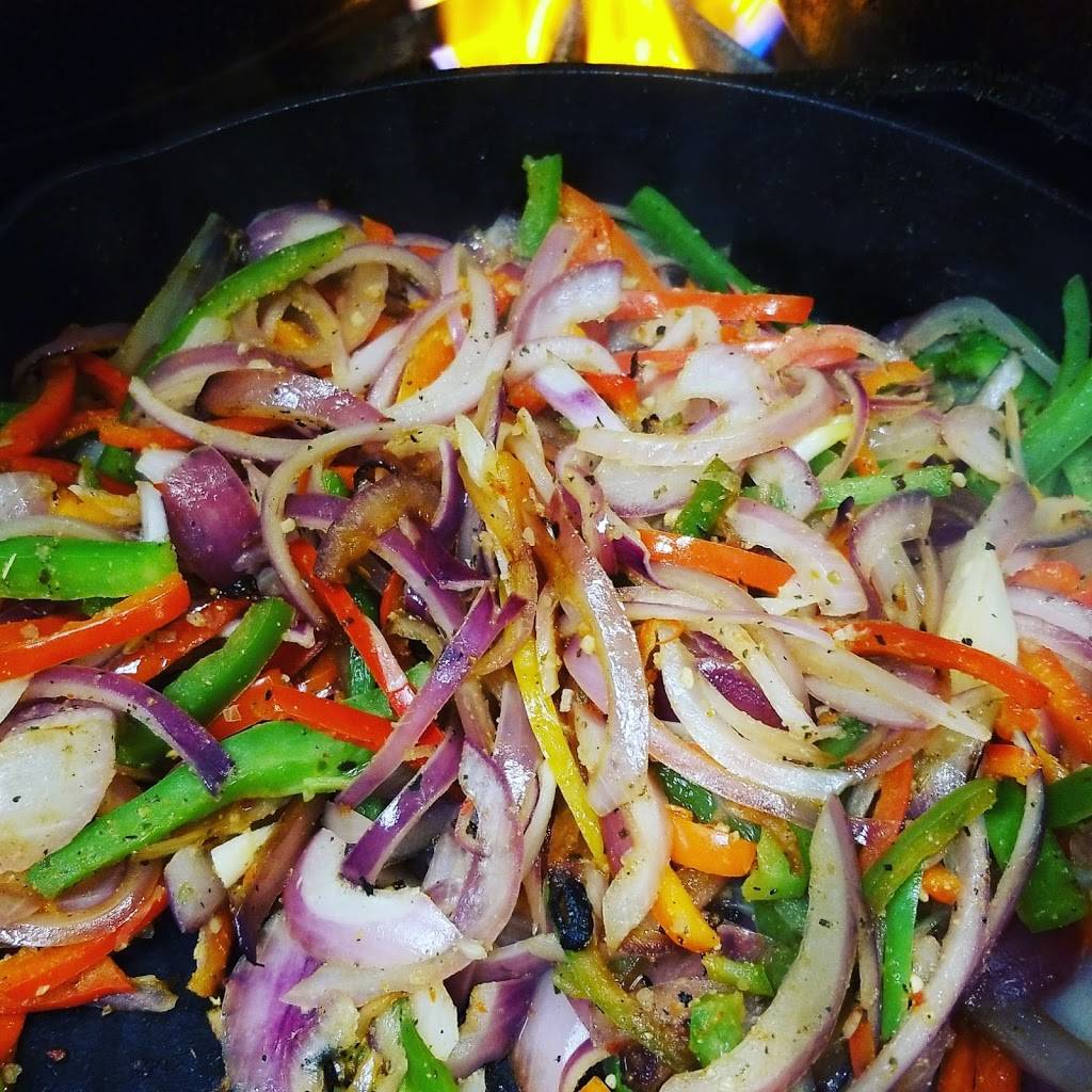 Straight drop seafood & Catering | restaurant | 5645, 594 S Reilly Rd, Fayetteville, NC 28314, USA | 9105684032 OR +1 910-568-4032