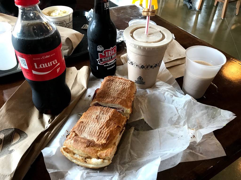 Potbelly Sandwich Shop | restaurant | 1124 S Koeller St, Oshkosh, WI 54902, USA | 9204568050 OR +1 920-456-8050