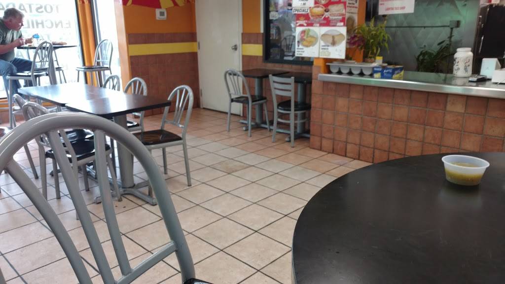 Lauritas Taco shop | restaurant | 4620 Boulder Hwy, Las Vegas, NV 89121, USA | 7024334379 OR +1 702-433-4379