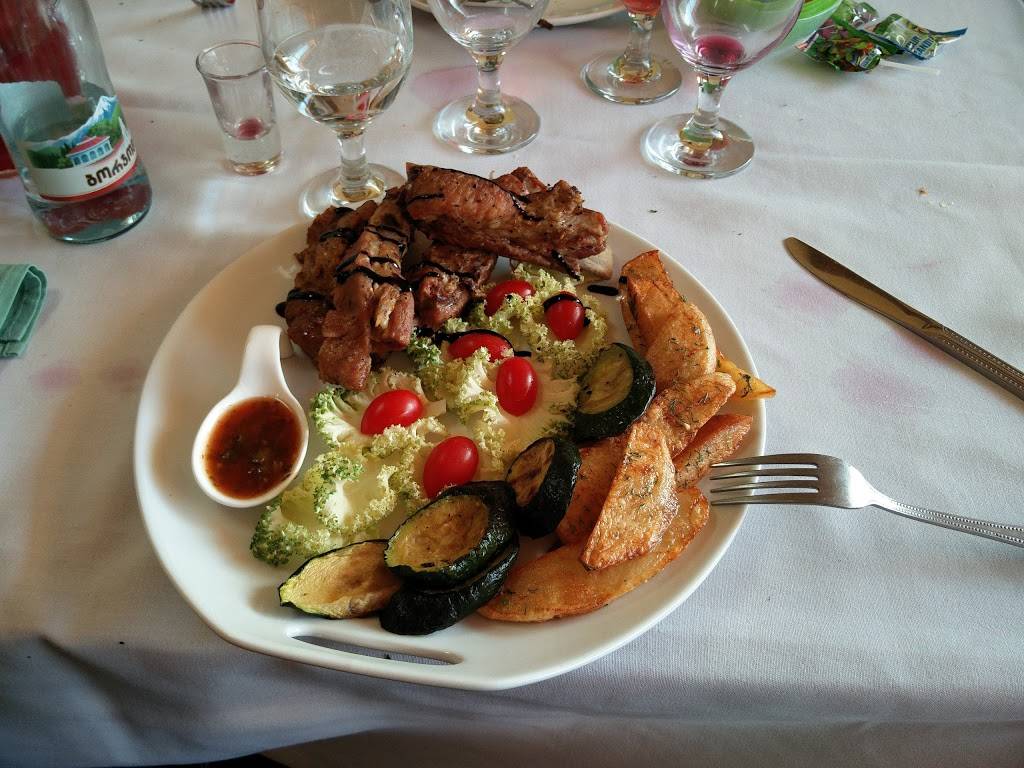 Cafe Light | restaurant | 9825 Bustleton Ave, Philadelphia, PA 19115, USA | 2154379790 OR +1 215-437-9790