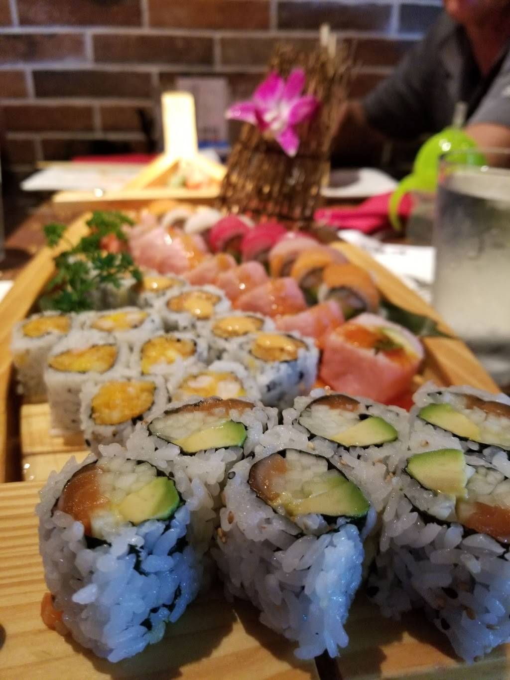 Kais Sushi & Grill Minnetonka | restaurant | 17420 Minnetonka Blvd, Minnetonka, MN 55345, USA | 9528562271 OR +1 952-856-2271