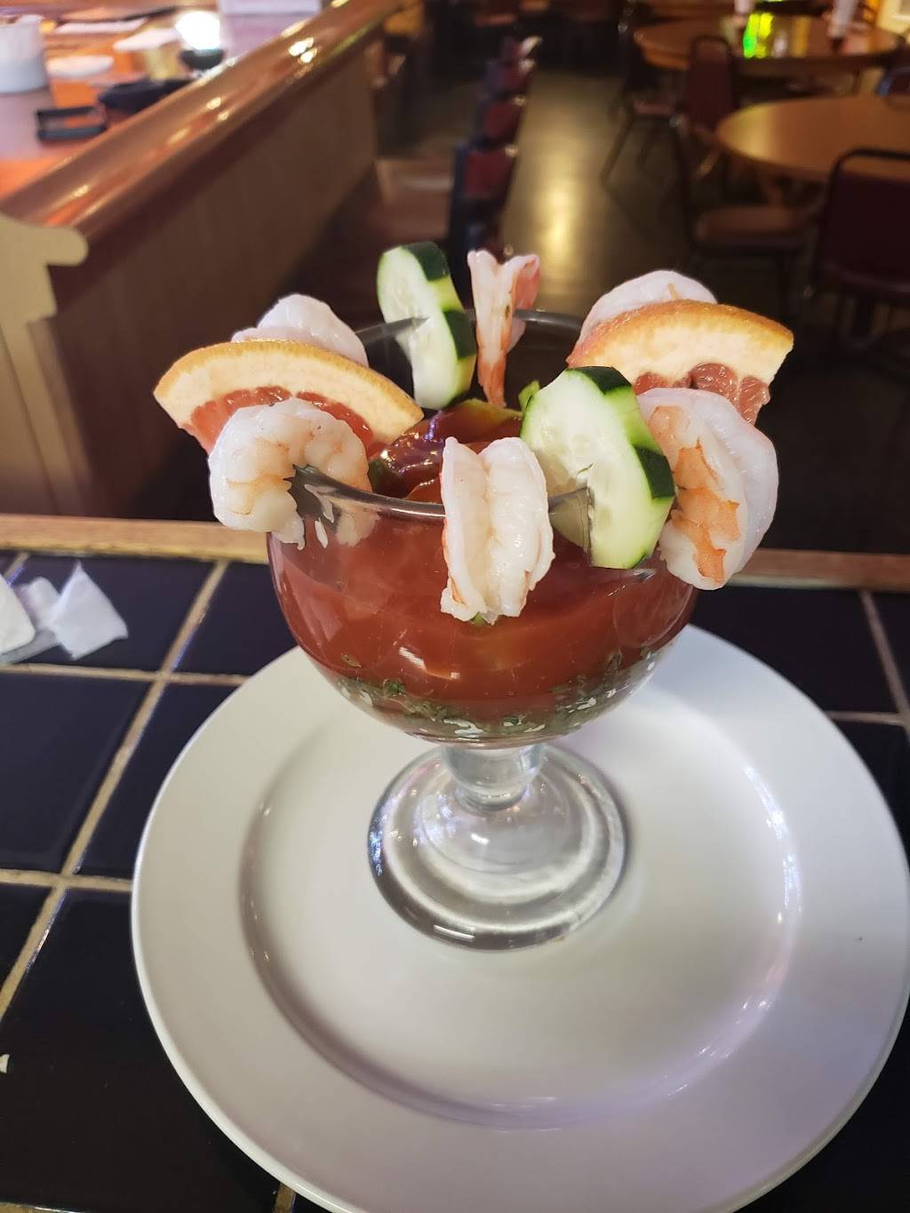 Julios Mexican Restaurant | restaurant | 224 E Main St, Round Lake Park, IL 60073, USA | 8477401902 OR +1 847-740-1902