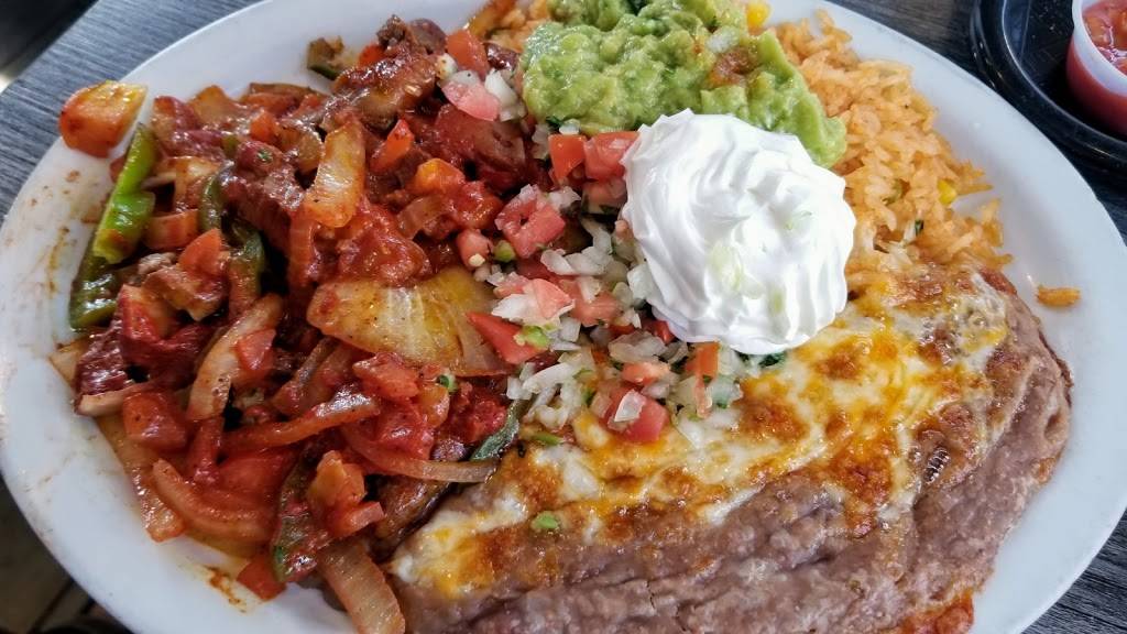 Mission Burrito | restaurant | 23640 Victory Blvd, Woodland Hills, CA 91367, USA | 8187106666 OR +1 818-710-6666