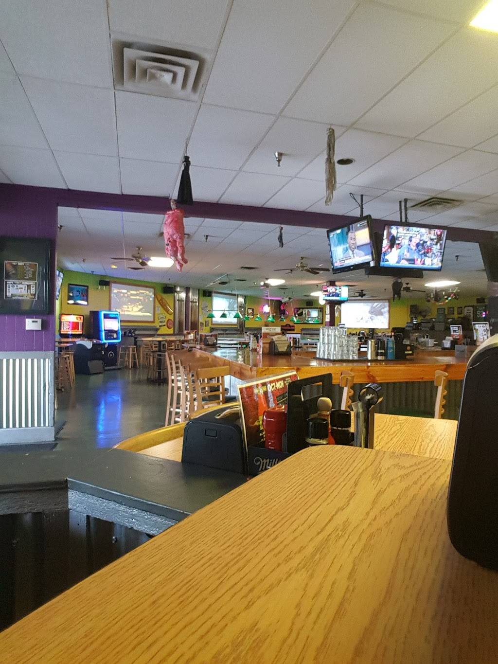 Wing Shack | restaurant | 4650 E Michigan St, Orlando, FL 32812, USA | 4073814798 OR +1 407-381-4798