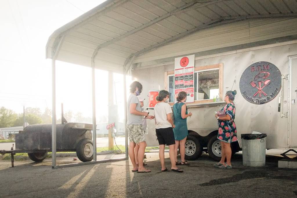 btm food truck | restaurant | 1048 Spartanburg Hwy, Hendersonville, NC 28792, USA | 8284587578 OR +1 828-458-7578