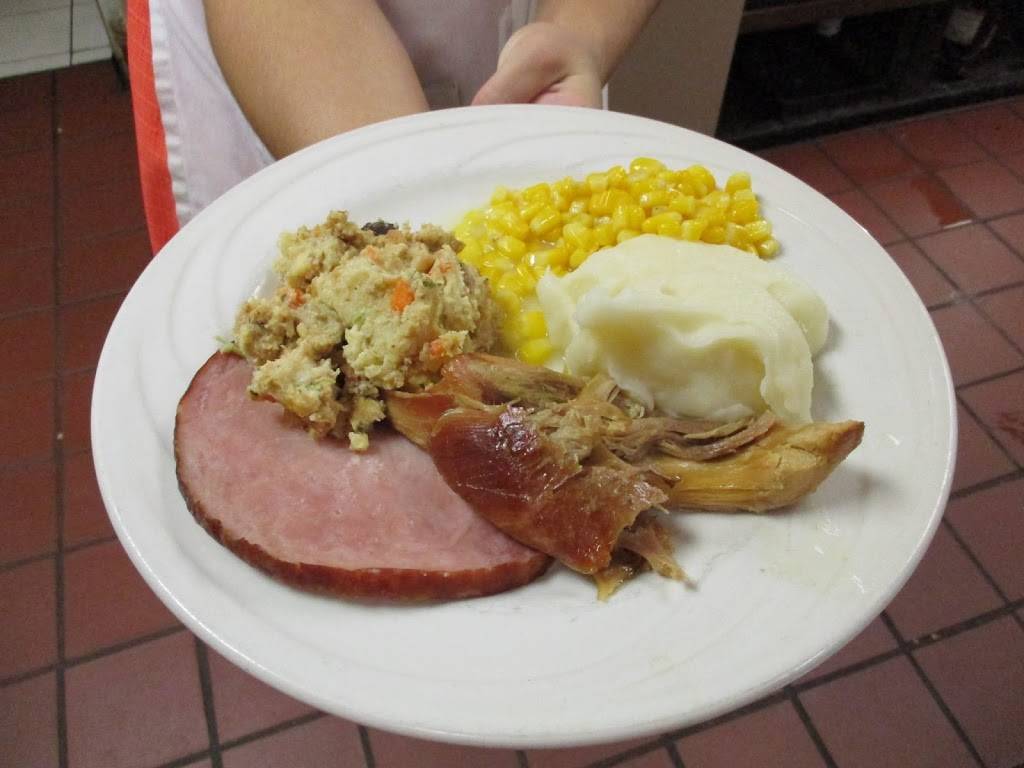 Des Dutch Essenhaus | restaurant | 176 N Market St, Shreve, OH 44676, USA | 3305672212 OR +1 330-567-2212