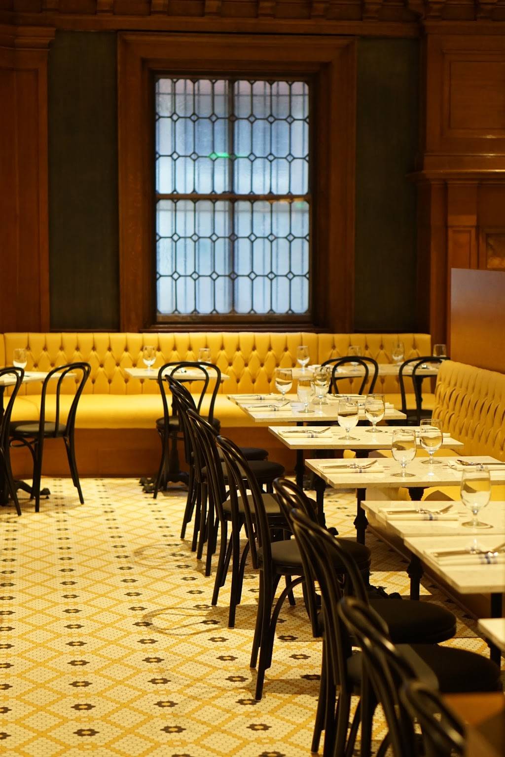 Chez Hugo | restaurant | 206 E Redwood St, Baltimore, MD 21202, USA | 4434383002 OR +1 443-438-3002