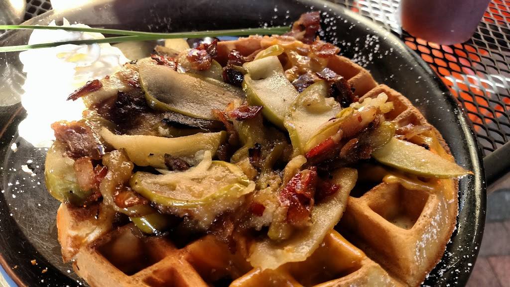 Cornucopias Noshery, Inc. | restaurant | 194 Park Ave A, Amityville, NY 11701, USA | 6316084580 OR +1 631-608-4580