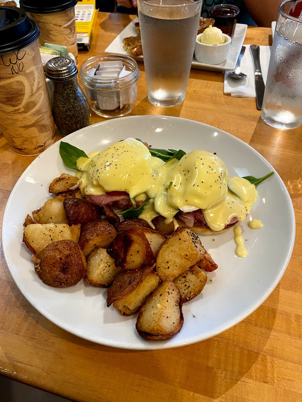 Offshore Grill & Coffee House | restaurant | 154 Laneda Ave, Manzanita, OR 97130, USA | 9713240201 OR +1 971-324-0201