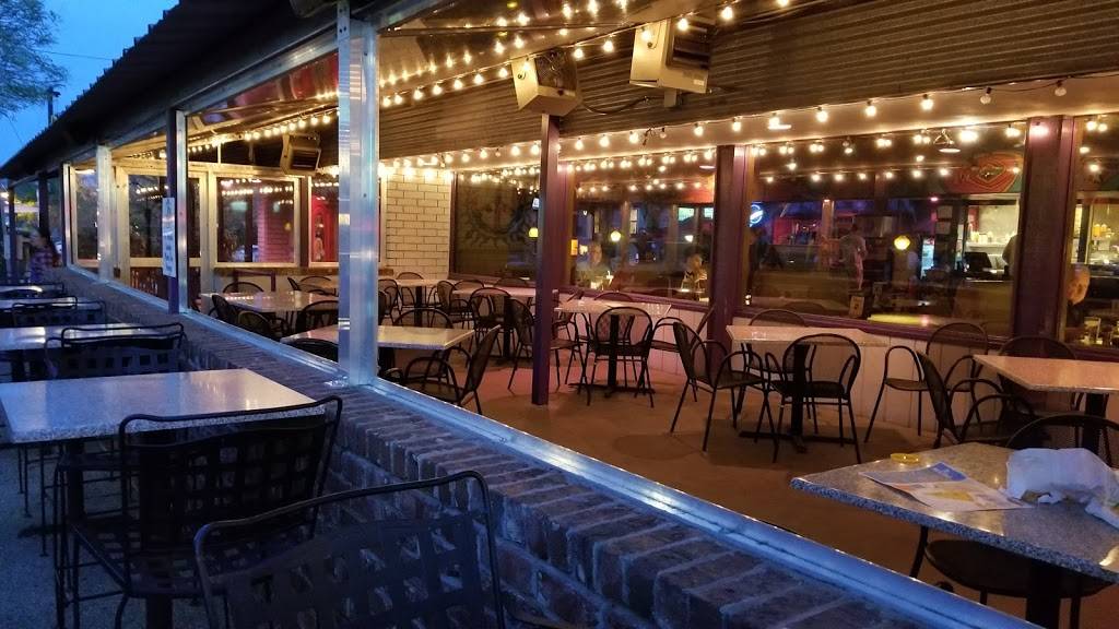 Mellow Mushroom | meal takeaway | 601 W Peace St, Raleigh, NC 27605, USA | 9198323499 OR +1 919-832-3499