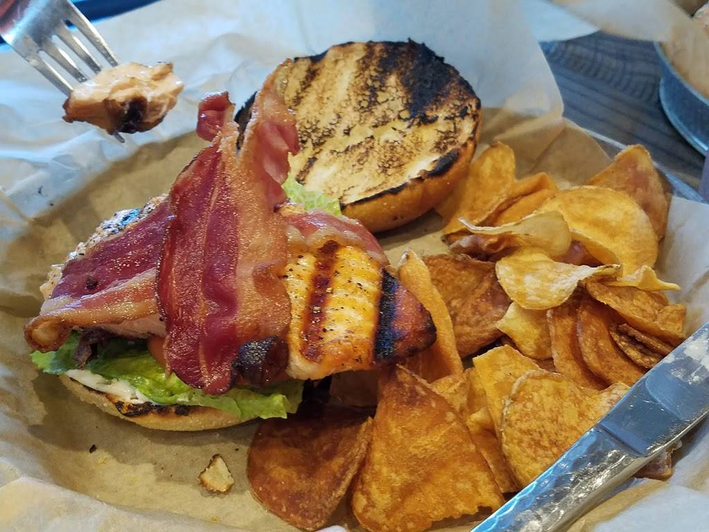 Gilligans Waterfront Restaurant | restaurant | 134 W Market St, Lewes, DE 19958, USA | 3026447230 OR +1 302-644-7230