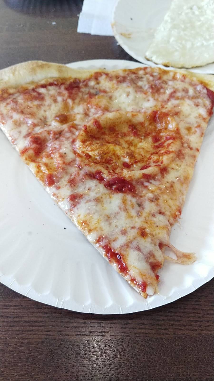 Rinos Pizza | restaurant | 246 Main St #6, New Paltz, NY 12561, USA | 8452558600 OR +1 845-255-8600