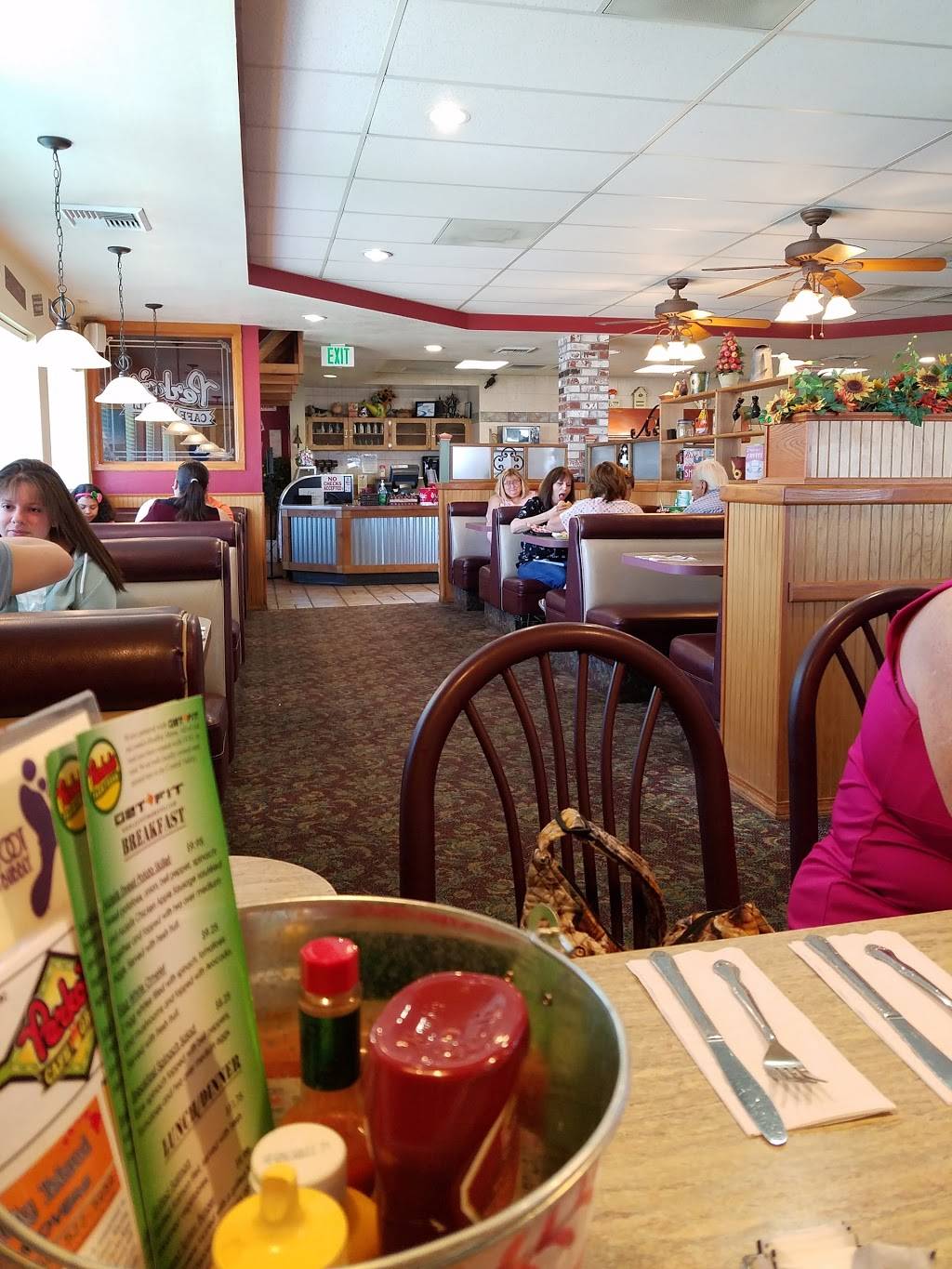 Perkos Cafe | restaurant | 4642 Kiernan Ave, Salida, CA 95368, USA | 2095433703 OR +1 209-543-3703