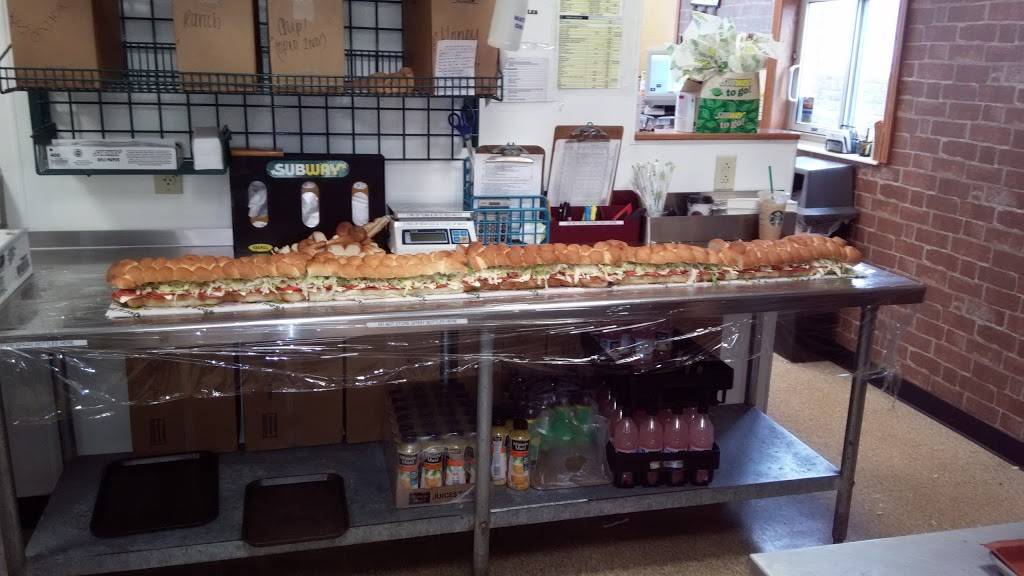 Subway | restaurant | 2924 State Rd, Cuyahoga Falls, OH 44223, USA | 3309295020 OR +1 330-929-5020