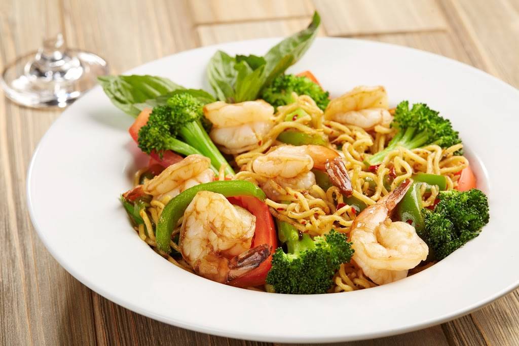 Munch Bistro - Thai With A Twist | restaurant | 18541A Beach Blvd, Huntington Beach, CA 92648, USA | 7143696100 OR +1 714-369-6100