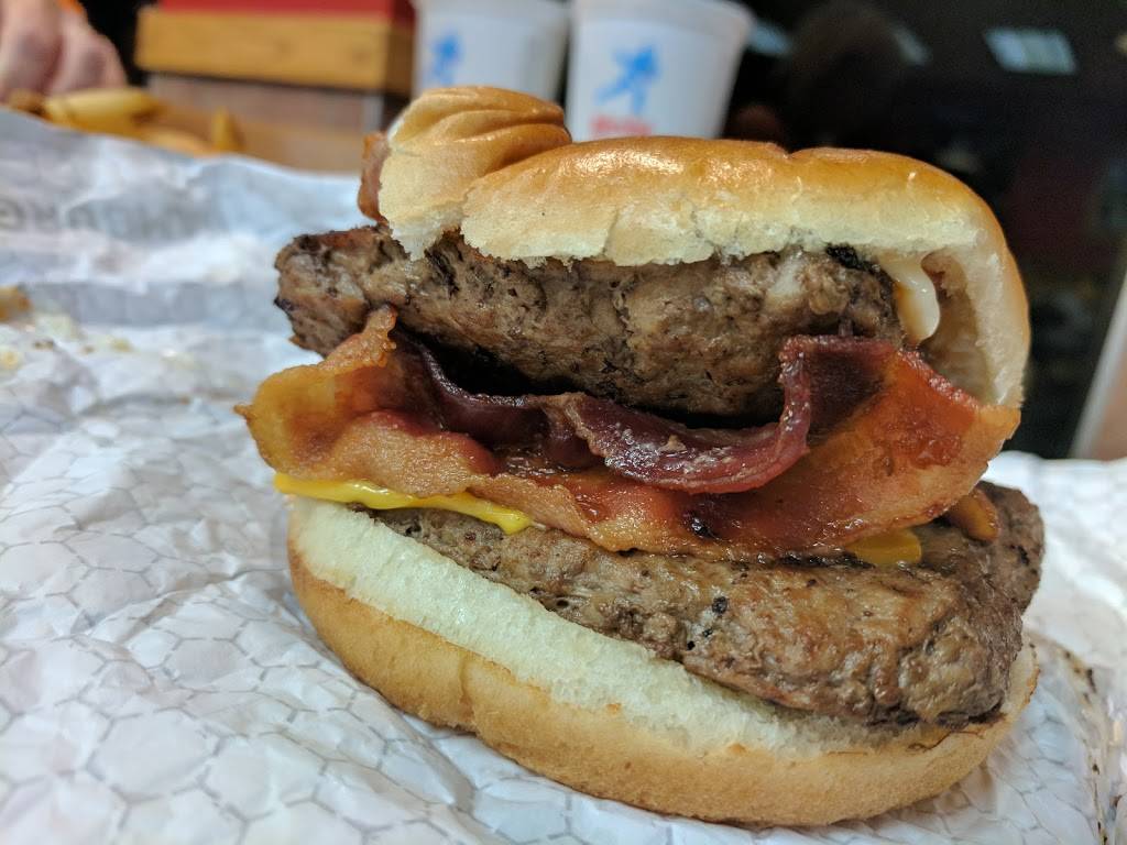 Wendys | restaurant | 29024 US-119, South Williamson, KY 41503, USA | 6062370269 OR +1 606-237-0269