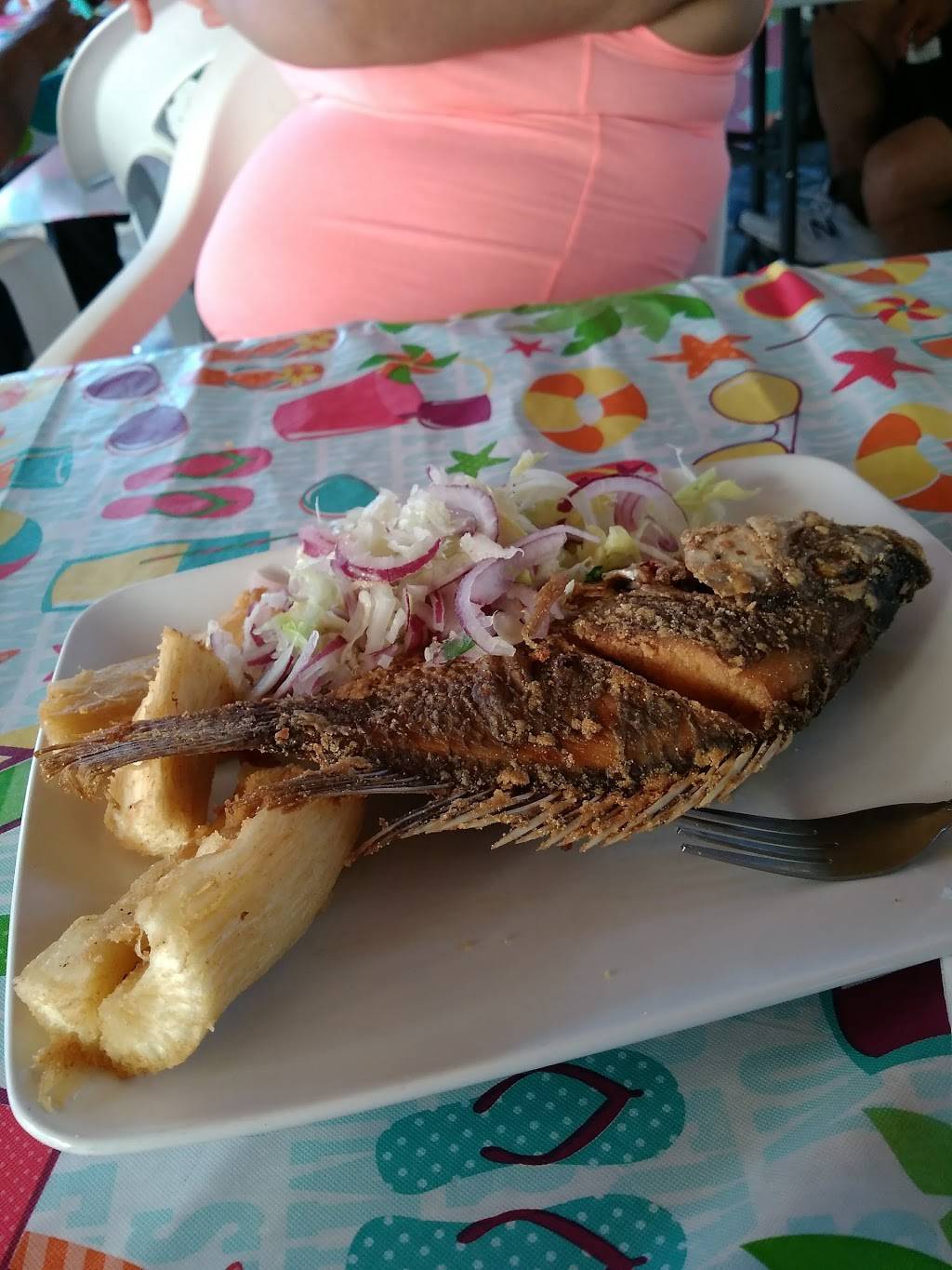 Ficaras | restaurant | 577 Franklin Ave, Hartford, CT 06114, USA | 8602963238 OR +1 860-296-3238