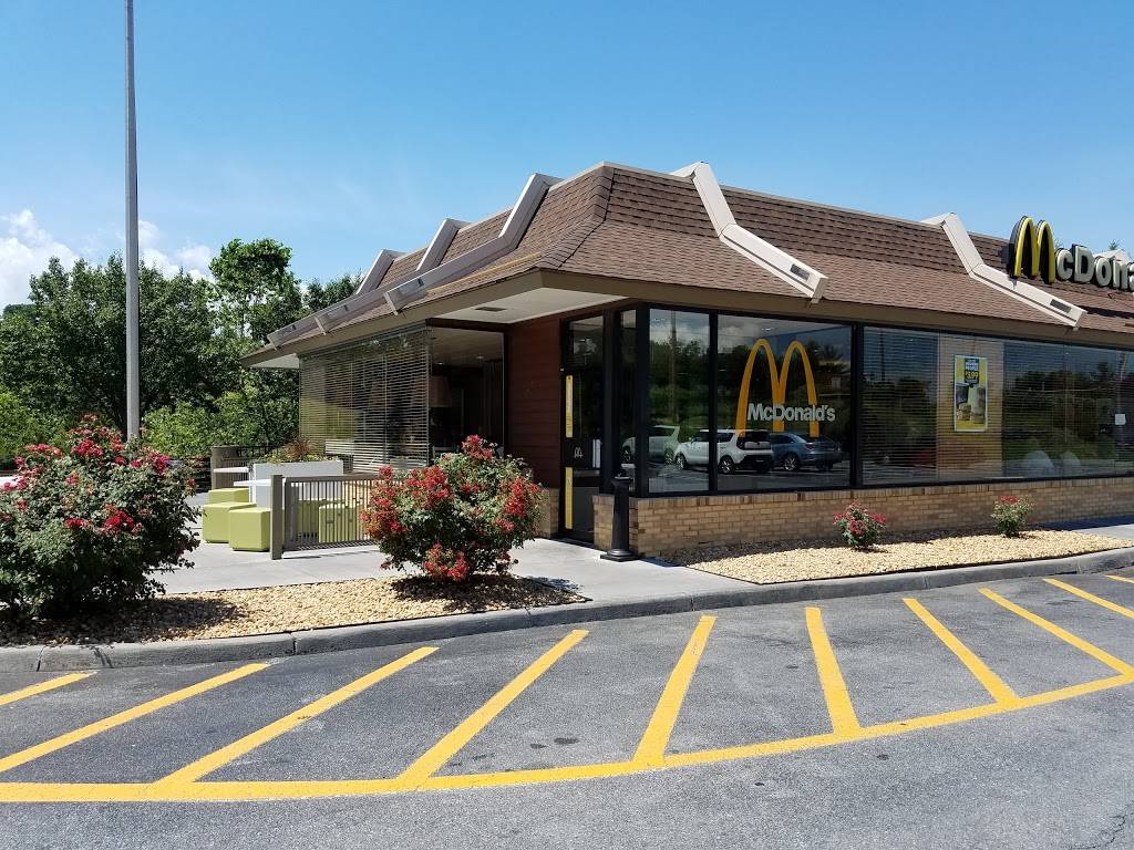 McDonalds | cafe | 9846 Winchester Rd, Front Royal, VA 22630, USA | 5406368937 OR +1 540-636-8937