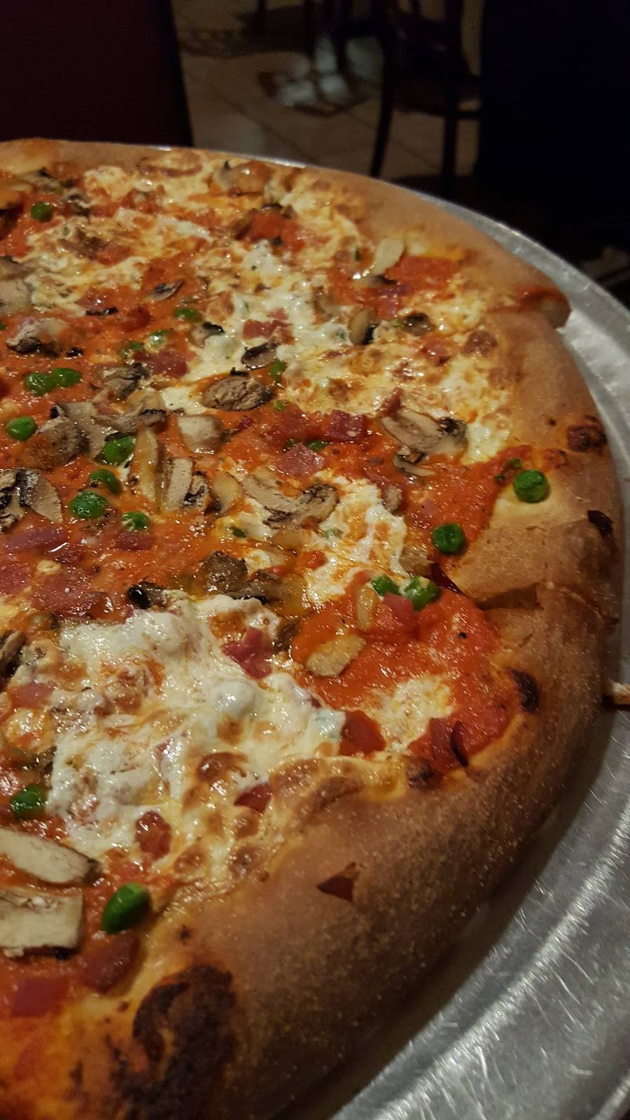 GOODFELLAS Brick Oven Pizza & Pasta Restaurant - McCordsville | restaurant | 9641 Olio Rd, McCordsville, IN 46055, USA | 3173366666 OR +1 317-336-6666