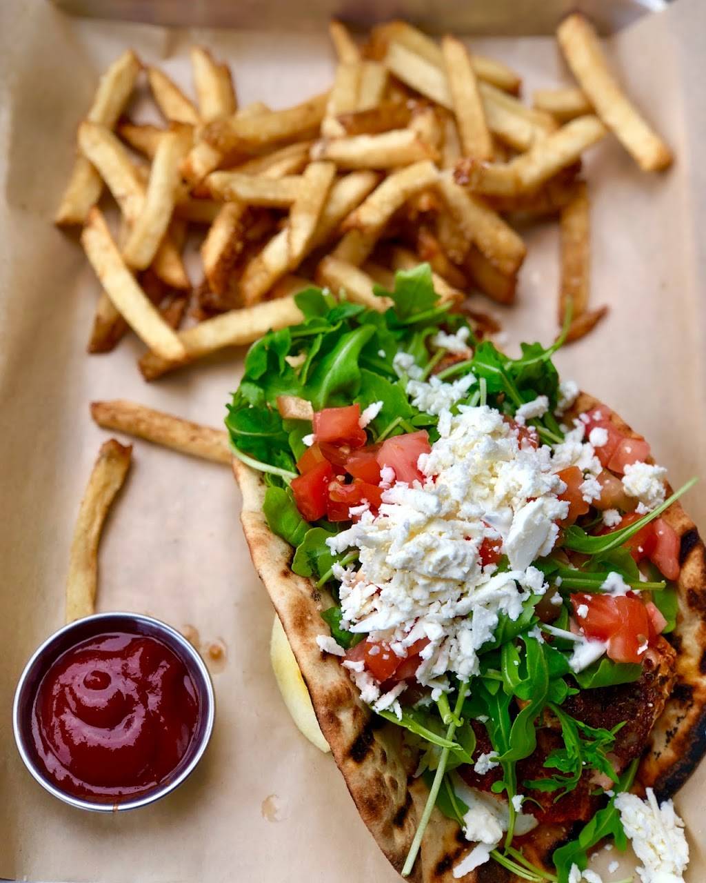 Rebel Republic Social House Redondo | restaurant | 5504, 1710 S Catalina Ave, Redondo Beach, CA 90277, USA | 4243522600 OR +1 424-352-2600