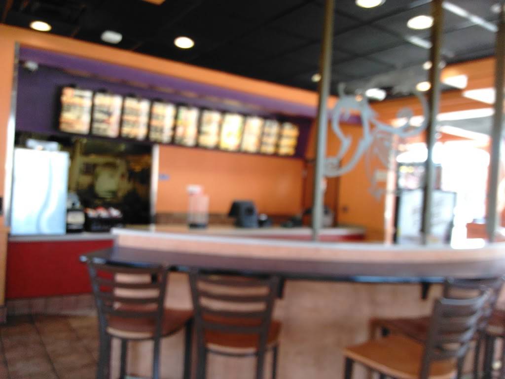Taco Bell | meal takeaway | 2193 Sampson Ave, Corona, CA 92879, USA | 9512799220 OR +1 951-279-9220