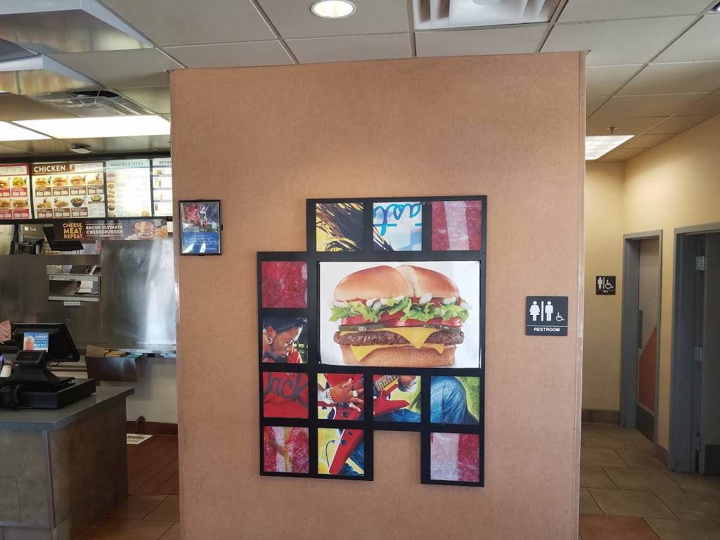 Jack in the Box | restaurant | 9530 E 22nd St, Tucson, AZ 85748, USA | 5207511881 OR +1 520-751-1881
