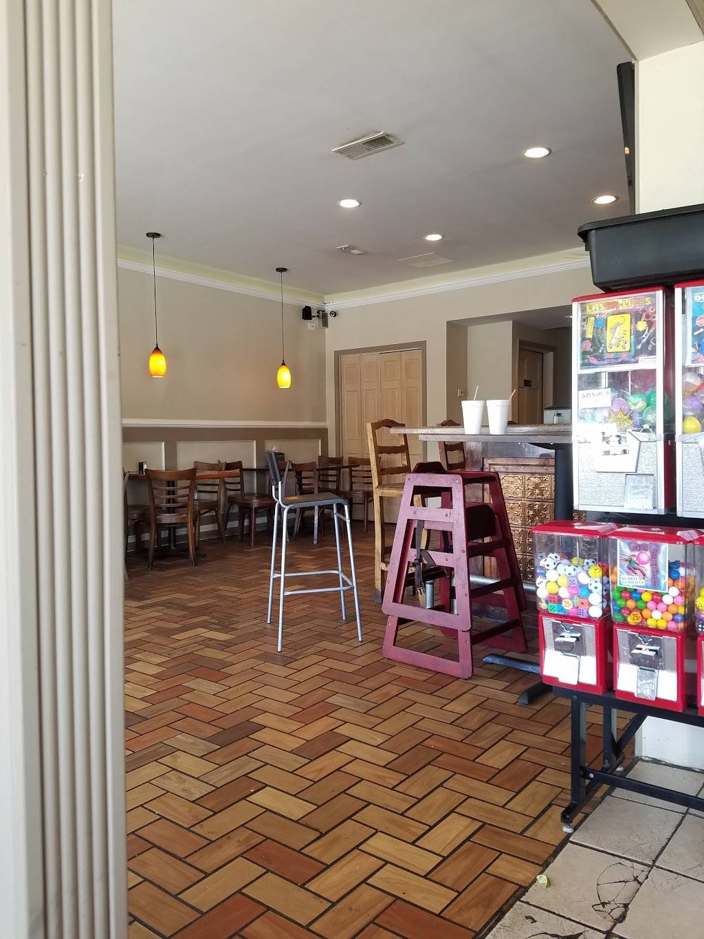 Burrito Express | restaurant | 15 US-12, Fox Lake, IL 60020, USA | 8476295585 OR +1 847-629-5585