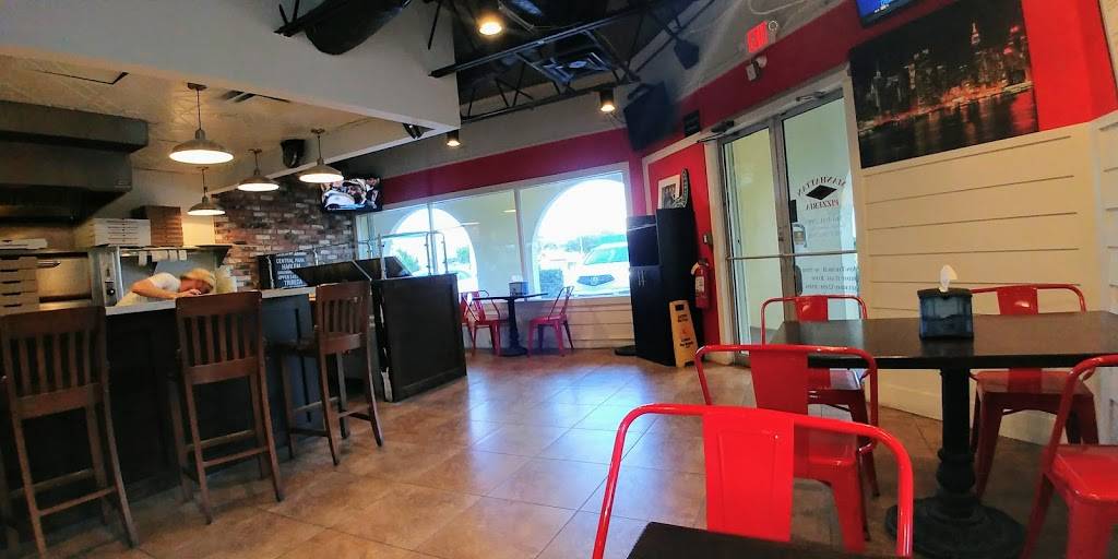 Manhattan Joes Pizzeria | restaurant | 1901 NW 2nd Ave, Boca Raton, FL 33432, USA | 5619312959 OR +1 561-931-2959